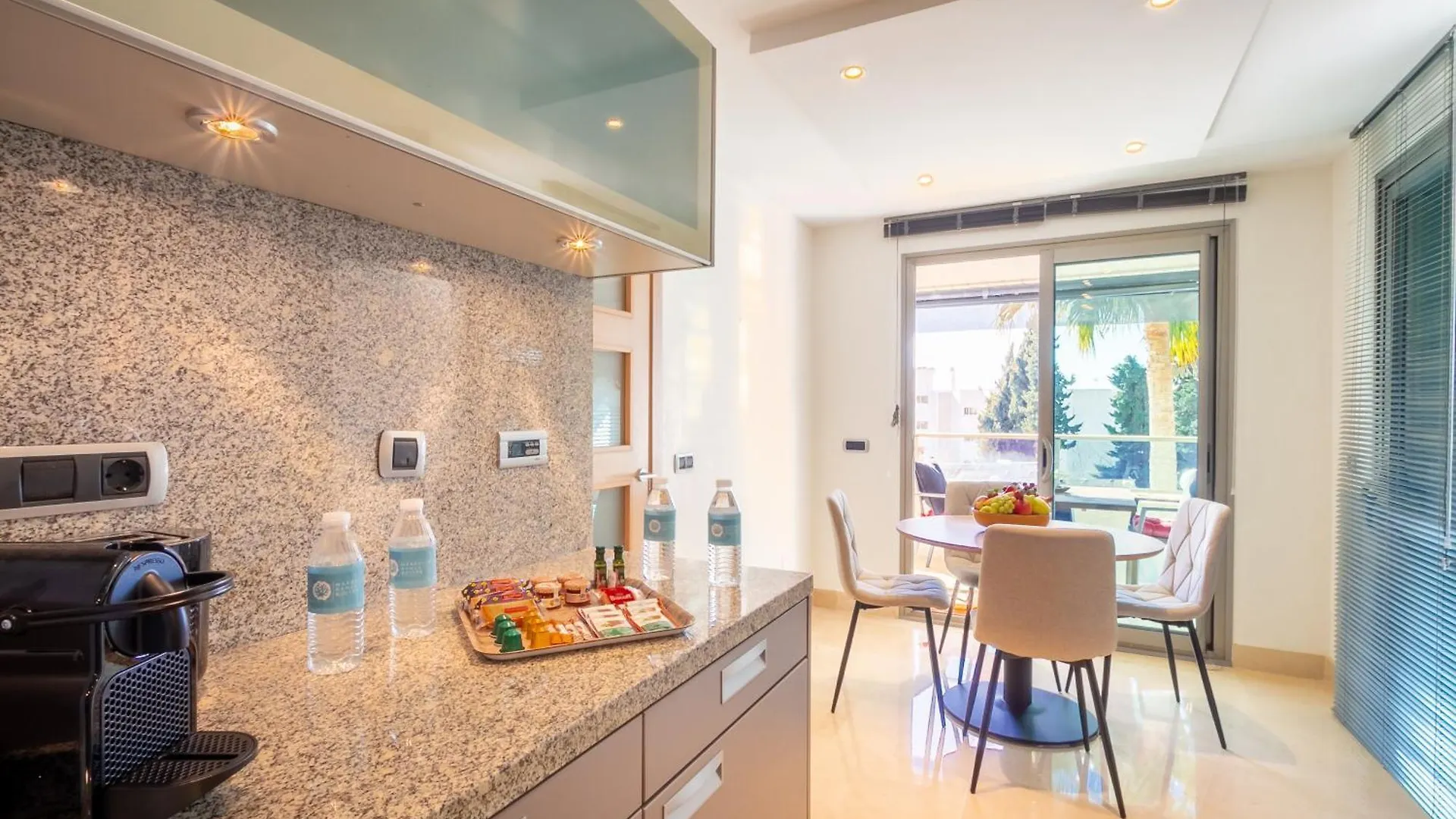 Marbella Banus Suites - Golden Mile Jardines Del Principe Apartment 3 0*,