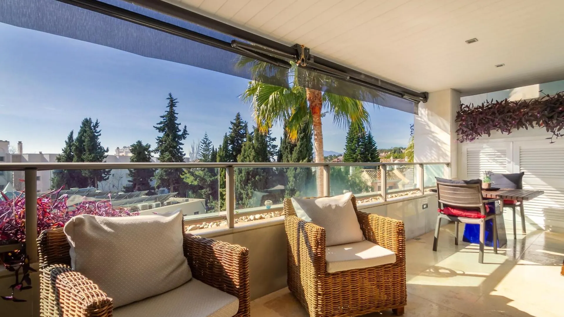 Marbella Banus Suites - Golden Mile Jardines Del Principe Apartment 3 0*,  Španělsko